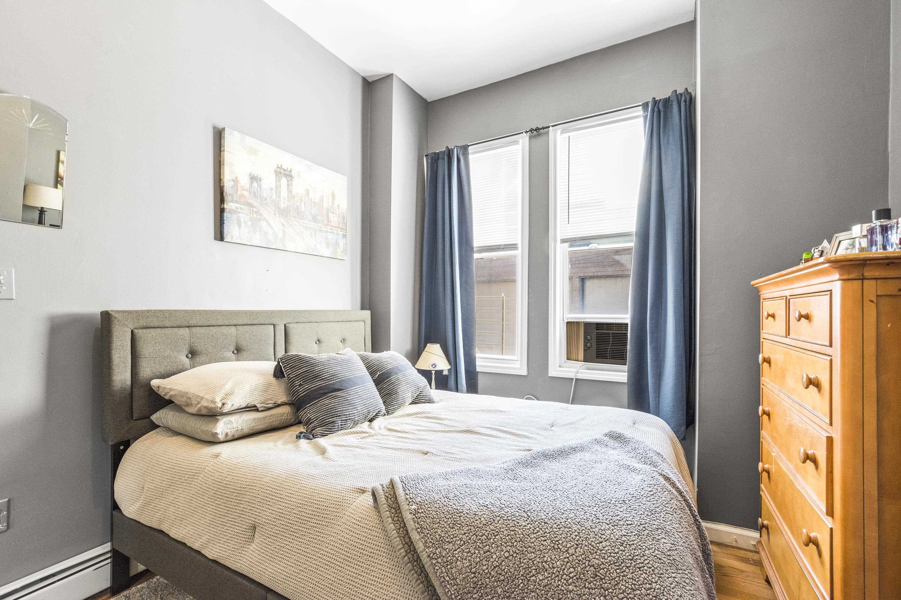 616 10TH ST Unit: 2