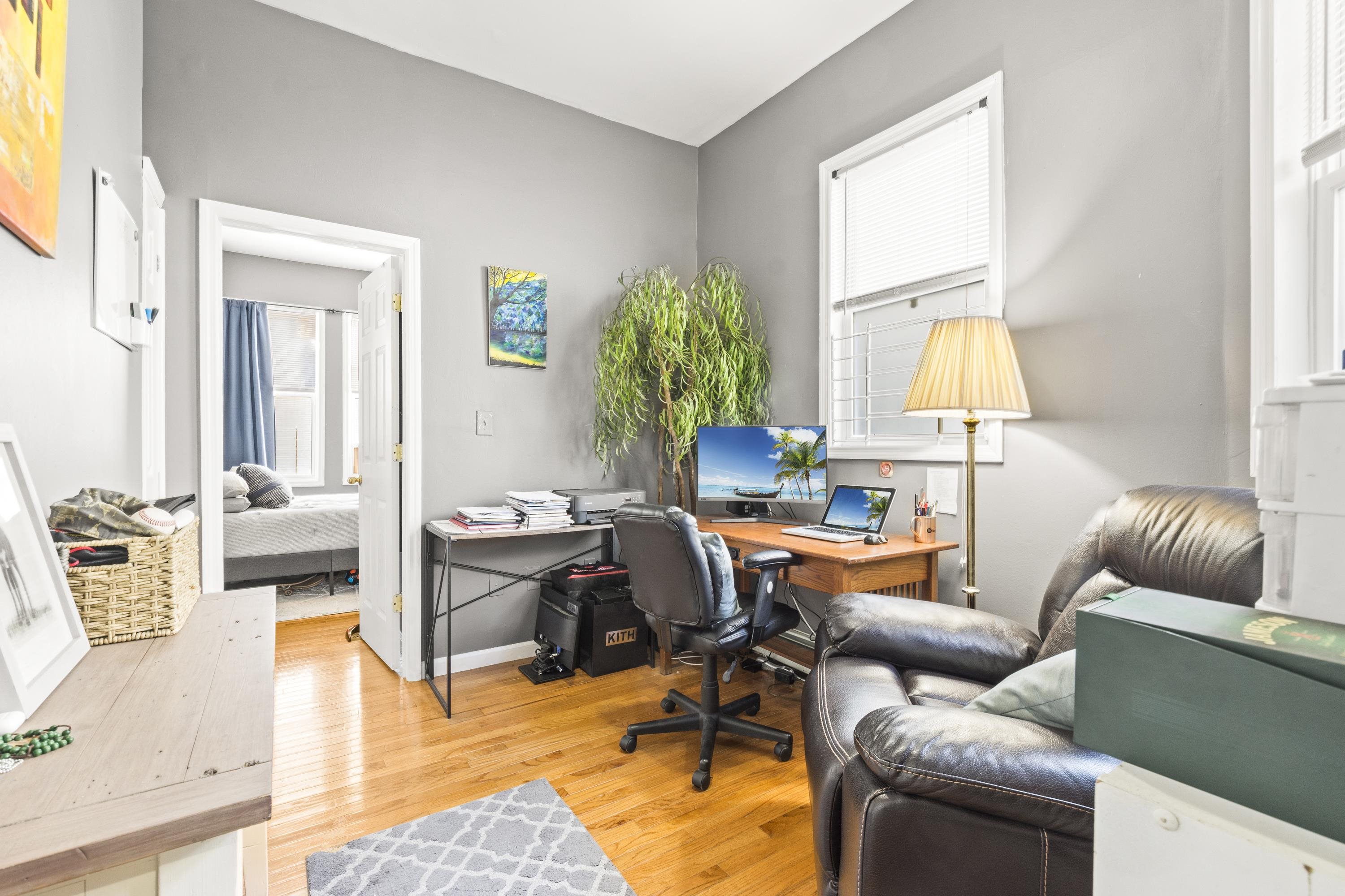 616 10TH ST Unit: 2