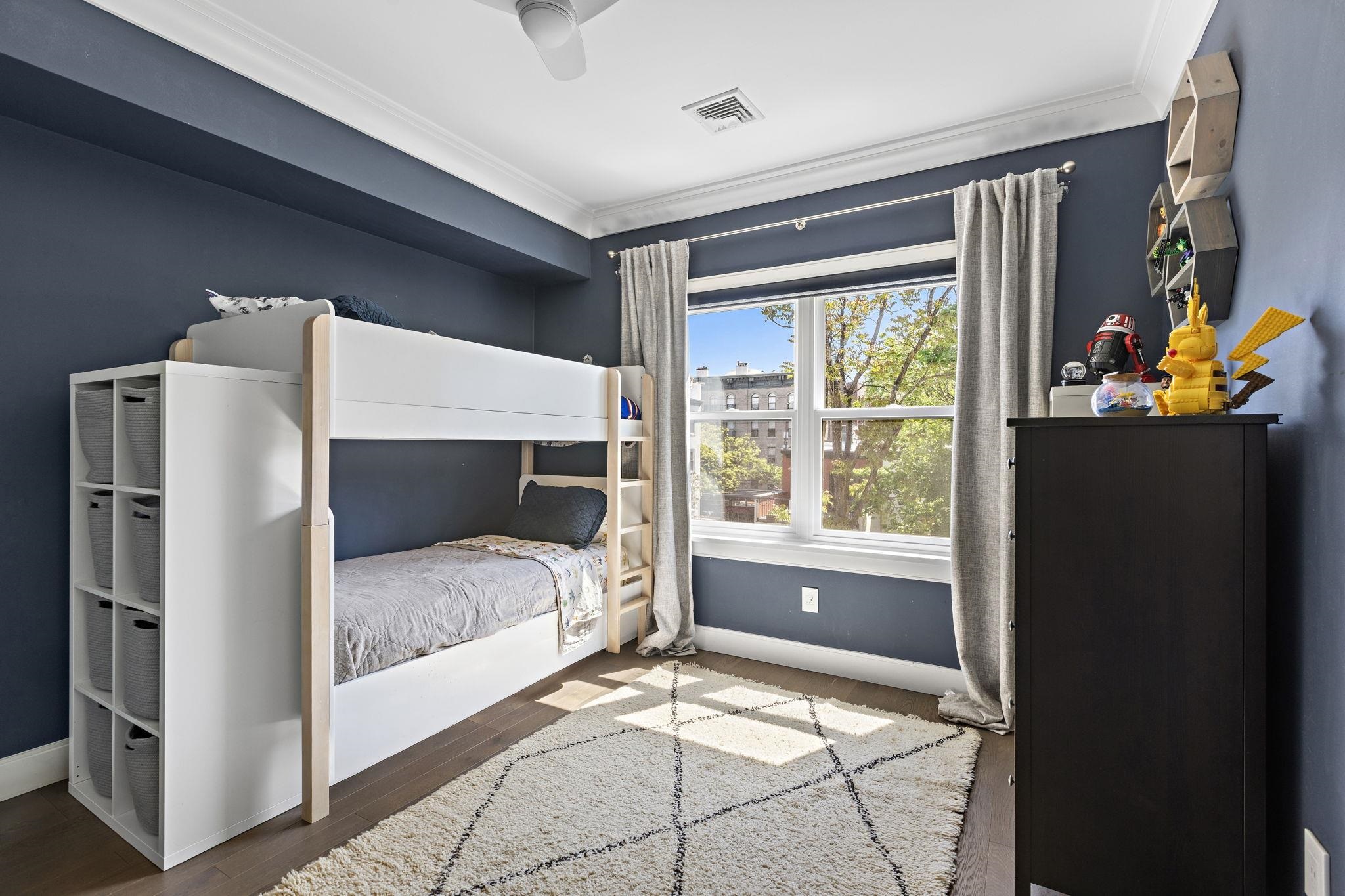 1313 PARK AVE Unit: 4C