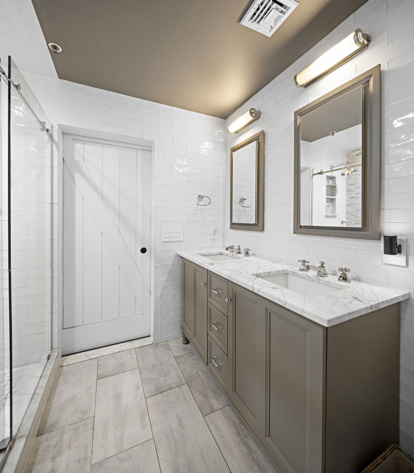 1313 PARK AVE Unit: 4C