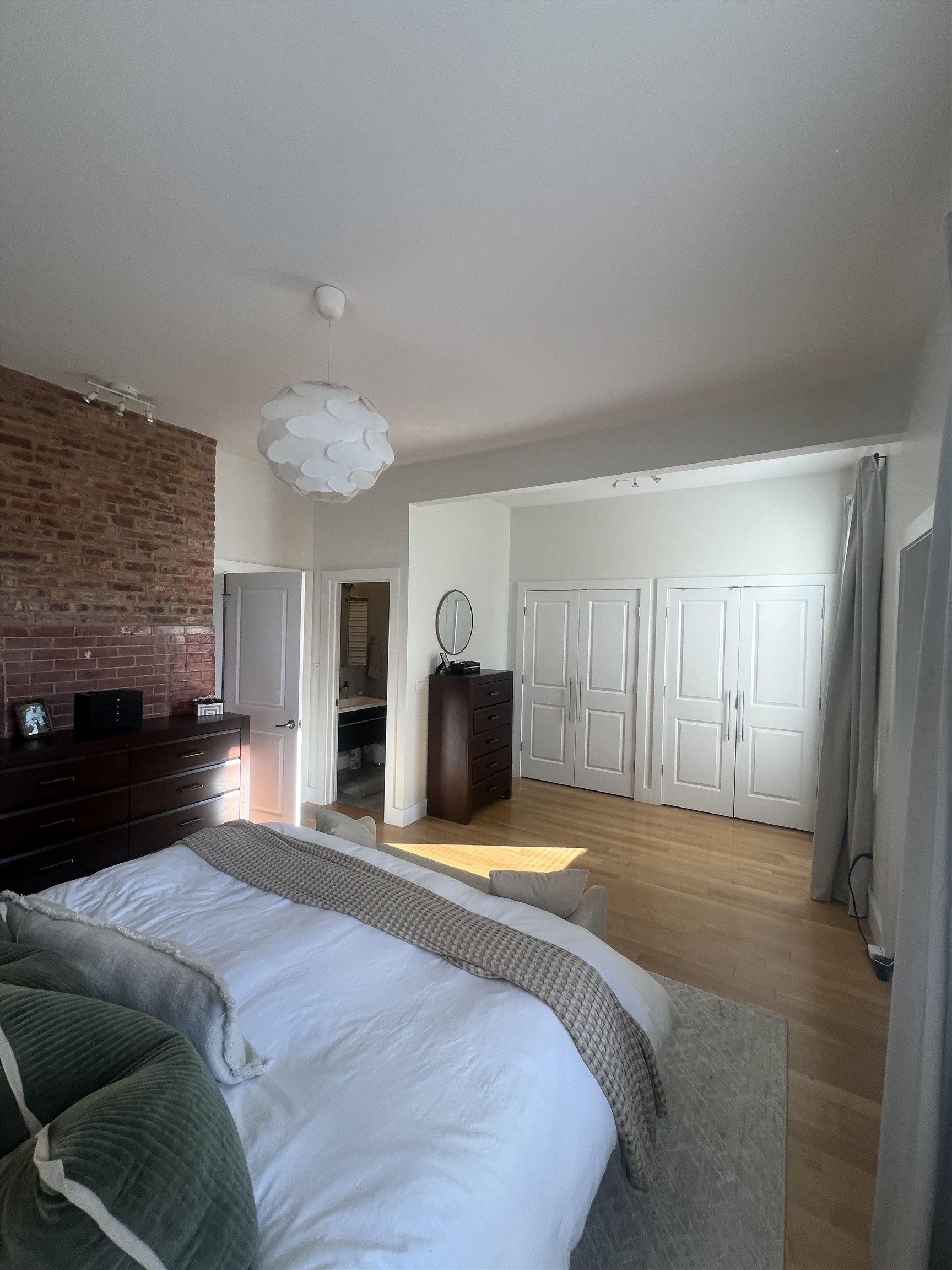 146 HANCOCK AVE Unit: 1