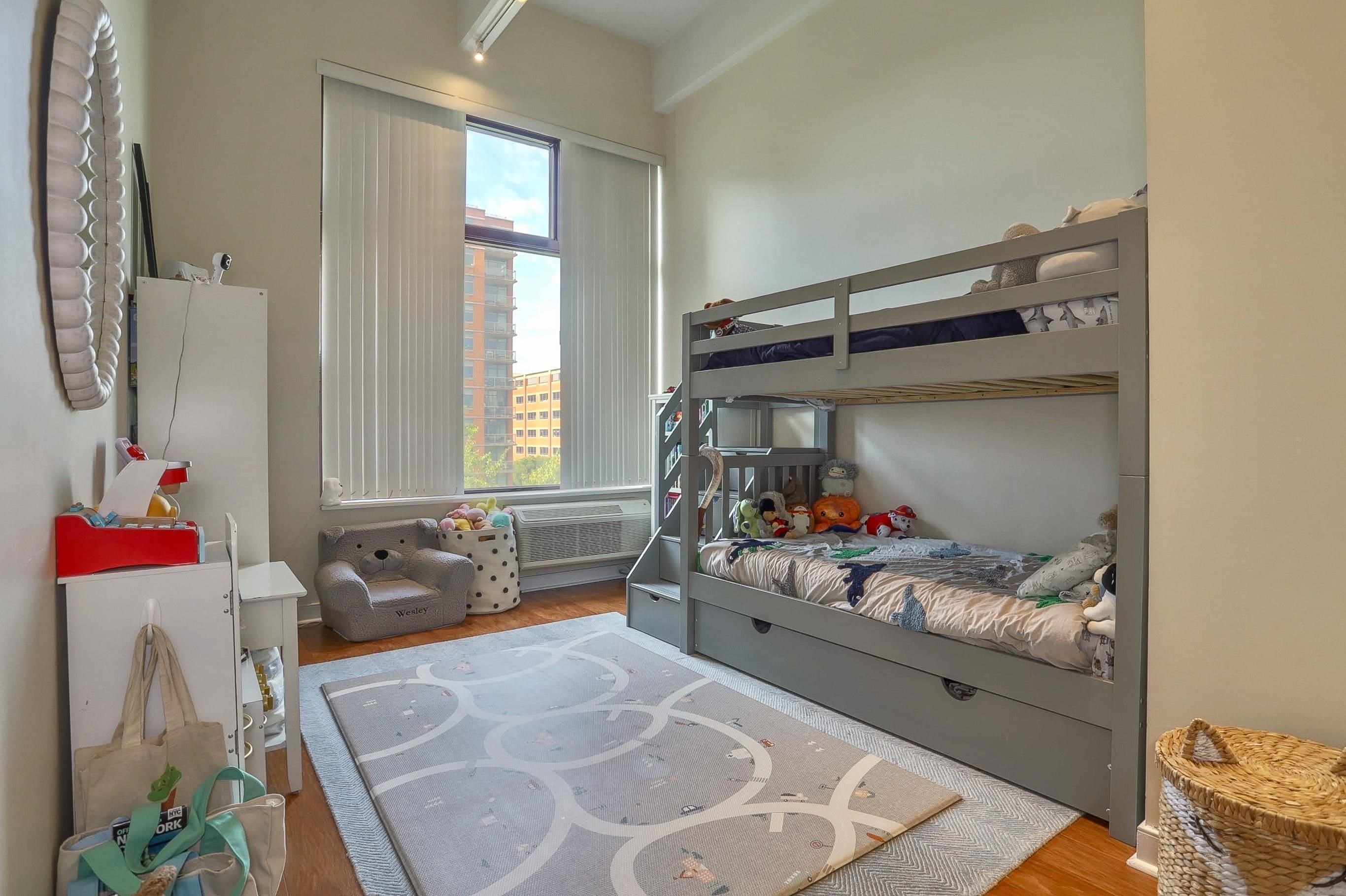 1500 WASHINGTON ST Unit: 4B