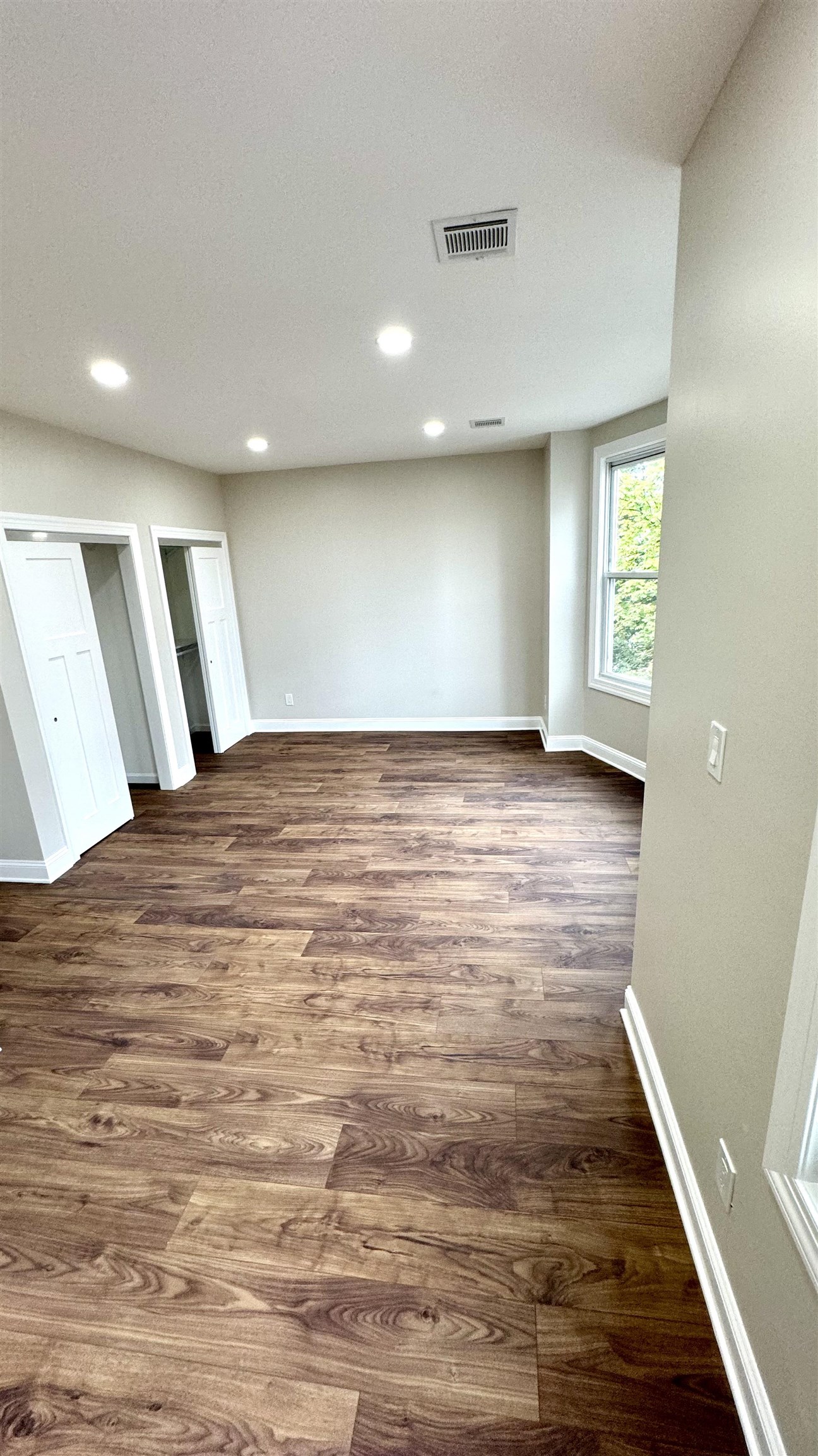 118 PARKVIEW TERRACE Unit: 2