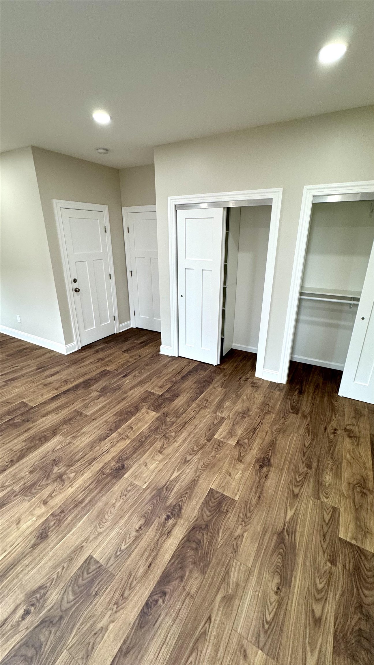 118 PARKVIEW TERRACE Unit: 2
