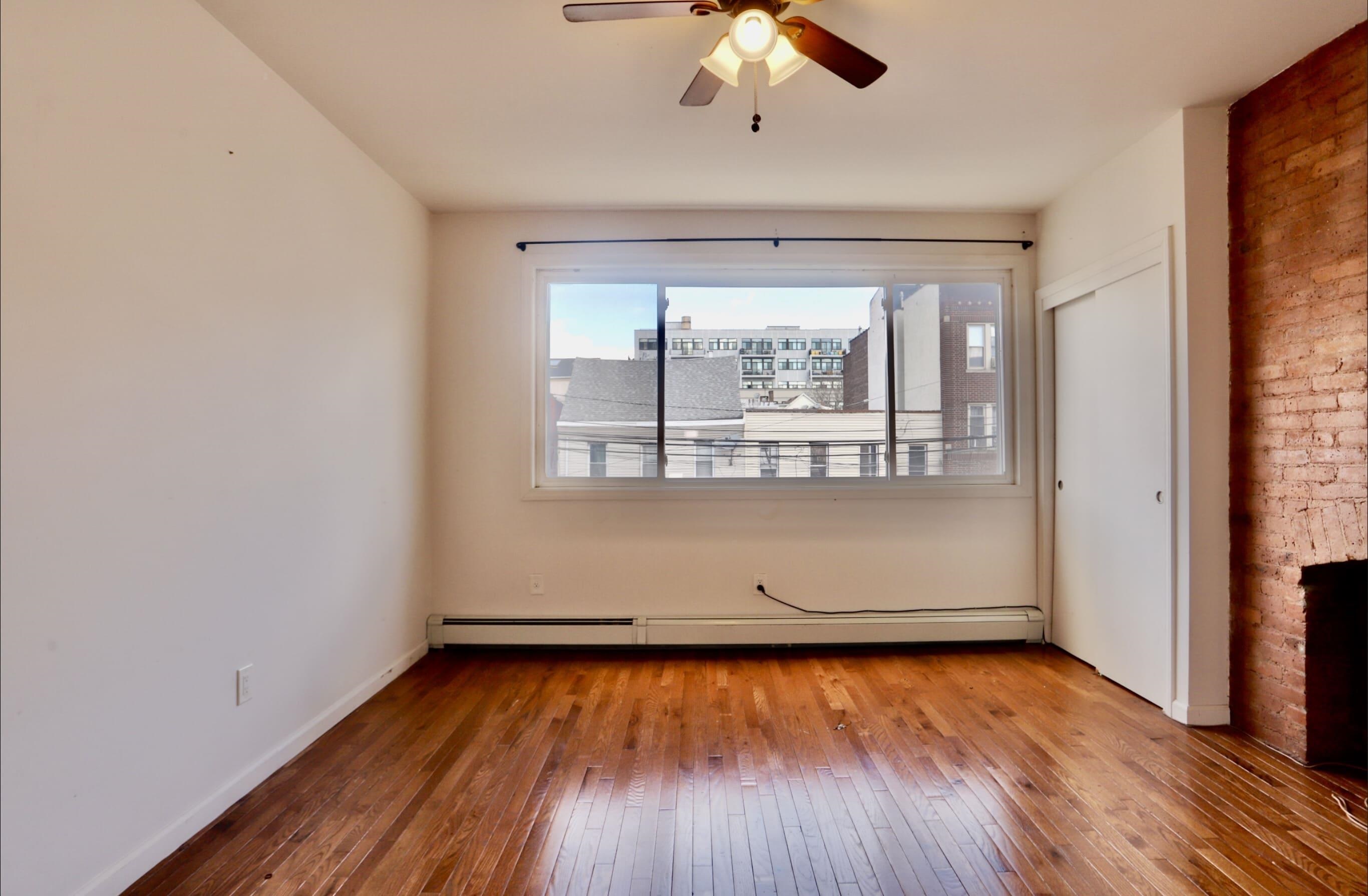 79 BEACON AVE Unit: 3