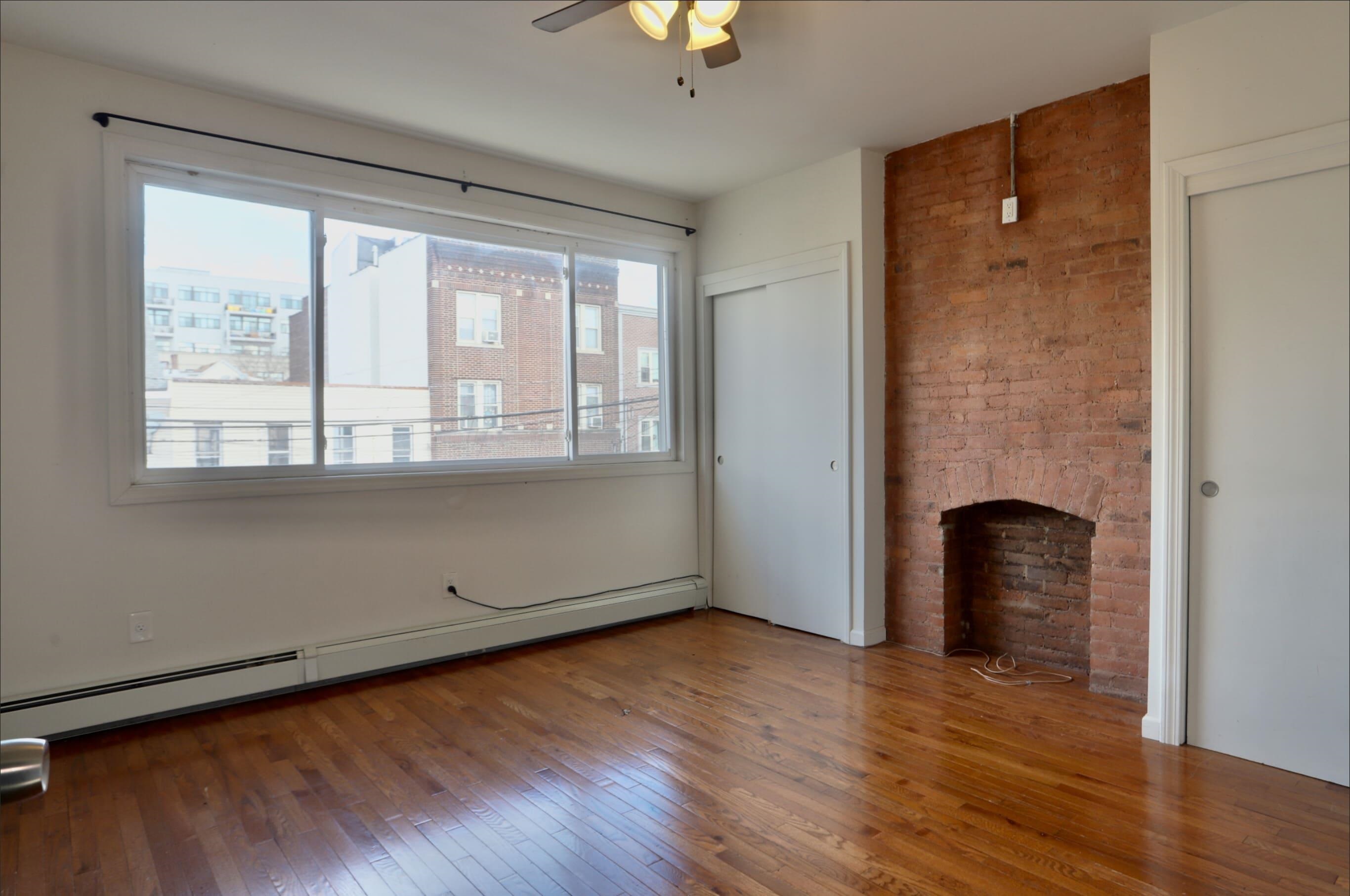 79 BEACON AVE Unit: 3