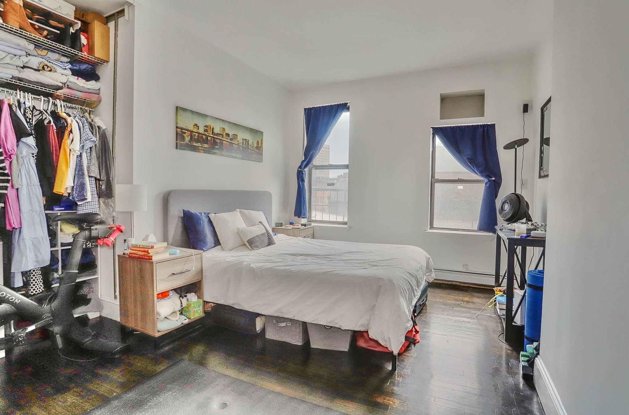 227 3RD ST Unit: 3R