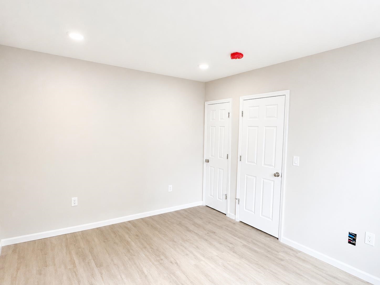 160 VROOM ST Unit: 53