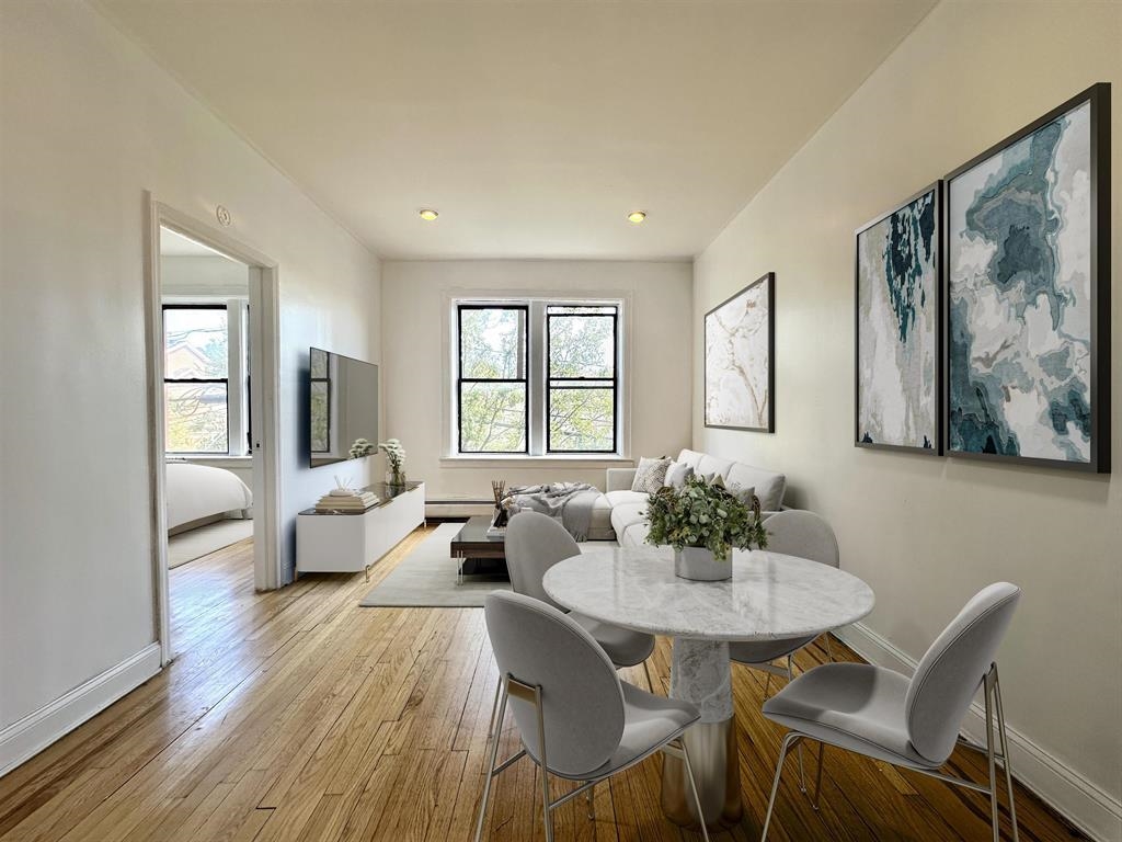 15 BROADWAY Unit: 22