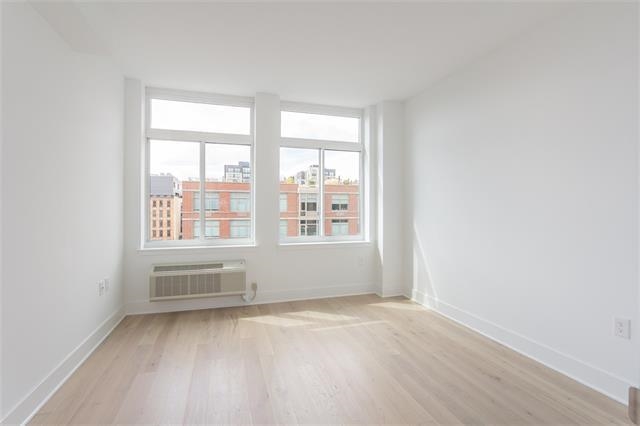 1400 HUDSON ST Unit: 318