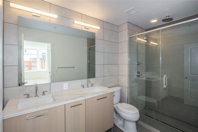 1400 HUDSON ST Unit: 318