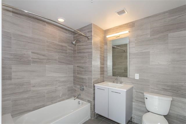 1400 HUDSON ST Unit: 318