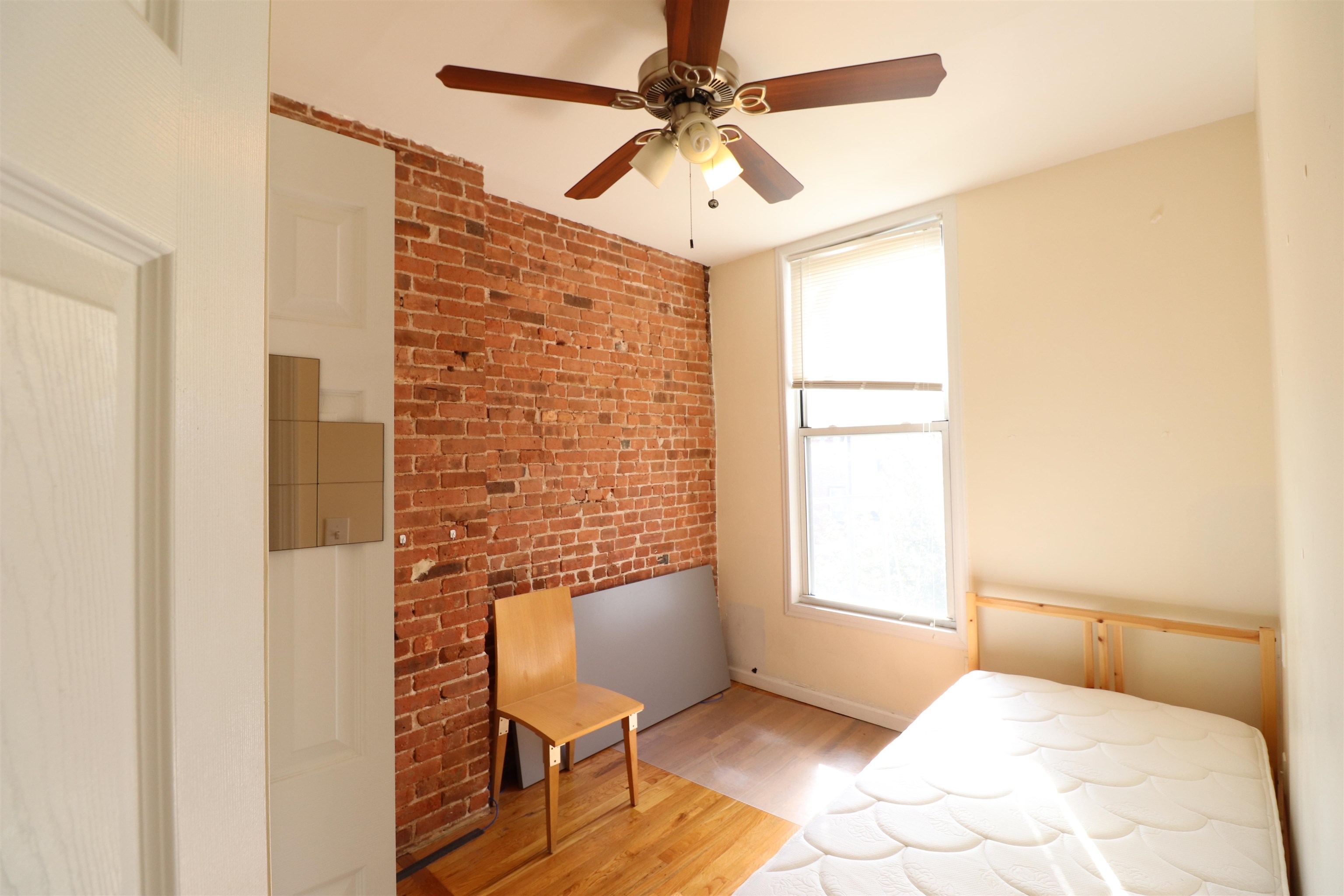 924 WASHINGTON ST Unit: 3