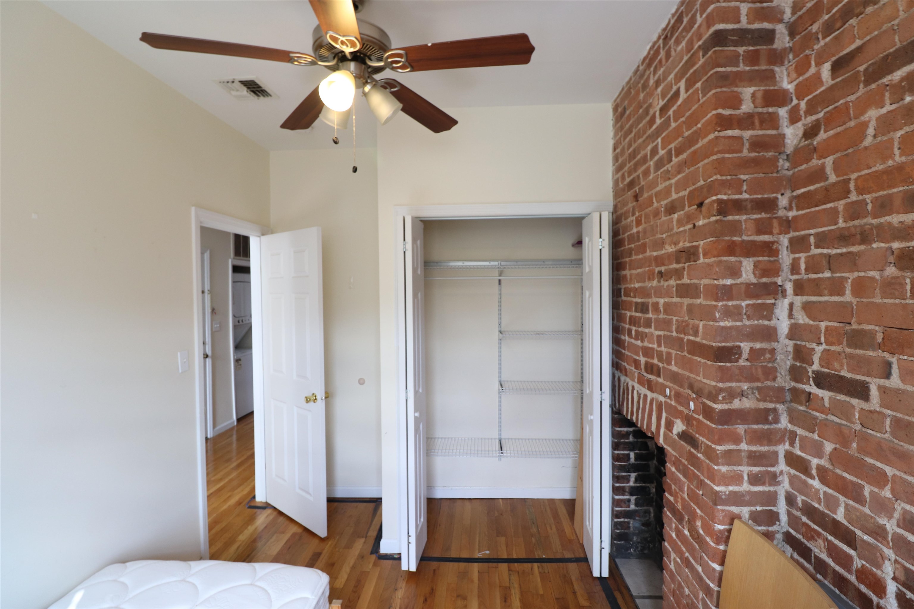924 WASHINGTON ST Unit: 3
