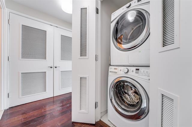 1200 AVENUE AT PORT IMPERIAL Unit: 421