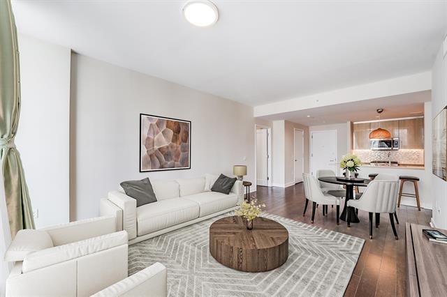 1200 AVENUE AT PORT IMPERIAL Unit: 421