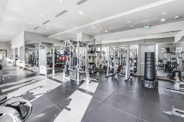 1200 AVENUE AT PORT IMPERIAL Unit: 421