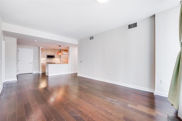 1200 AVENUE AT PORT IMPERIAL Unit: 421