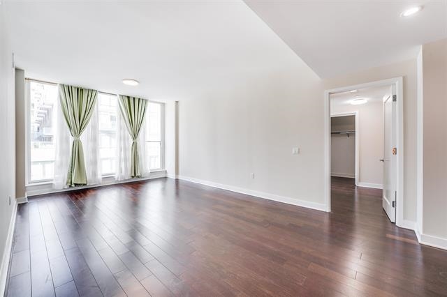 1200 AVENUE AT PORT IMPERIAL Unit: 421