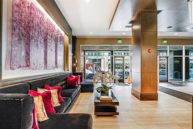 1200 AVENUE AT PORT IMPERIAL Unit: 421