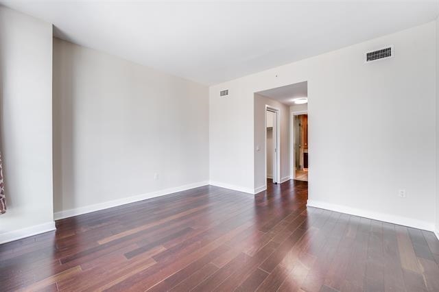 1200 AVENUE AT PORT IMPERIAL Unit: 421