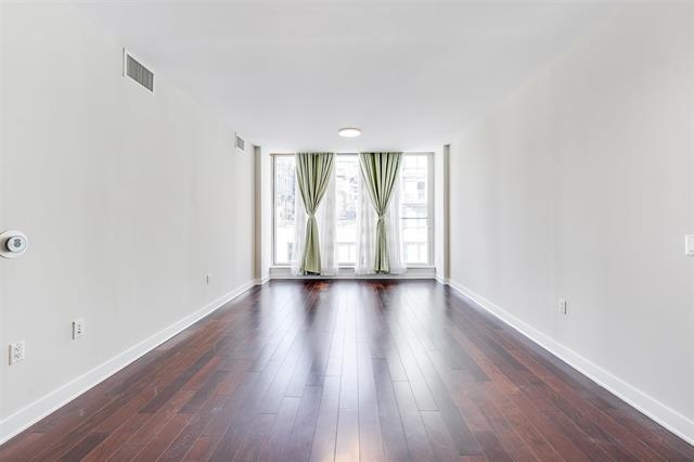 1200 AVENUE AT PORT IMPERIAL Unit: 421