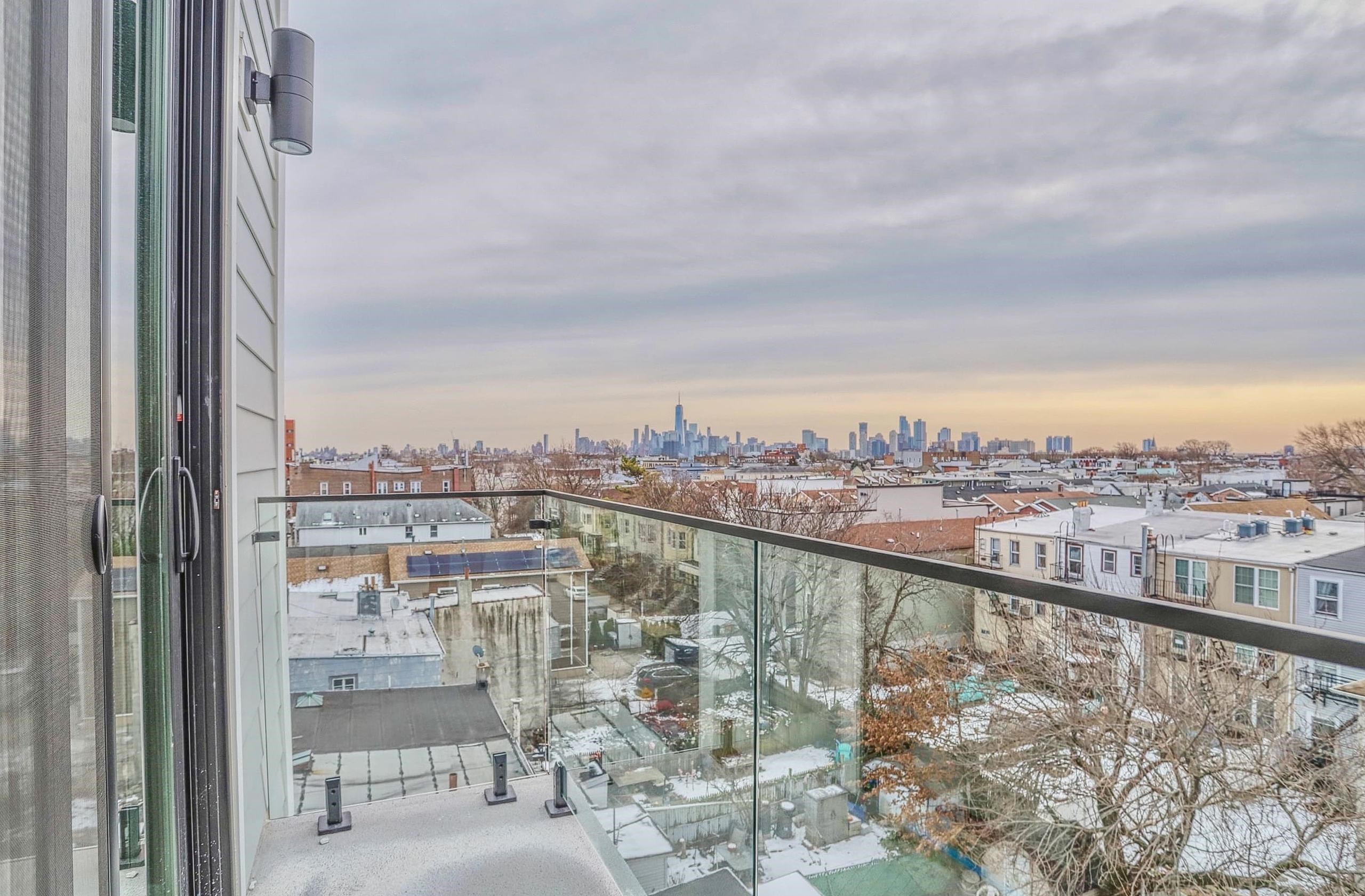 3516 JOHN F KENNEDY BLVD Unit: 403
