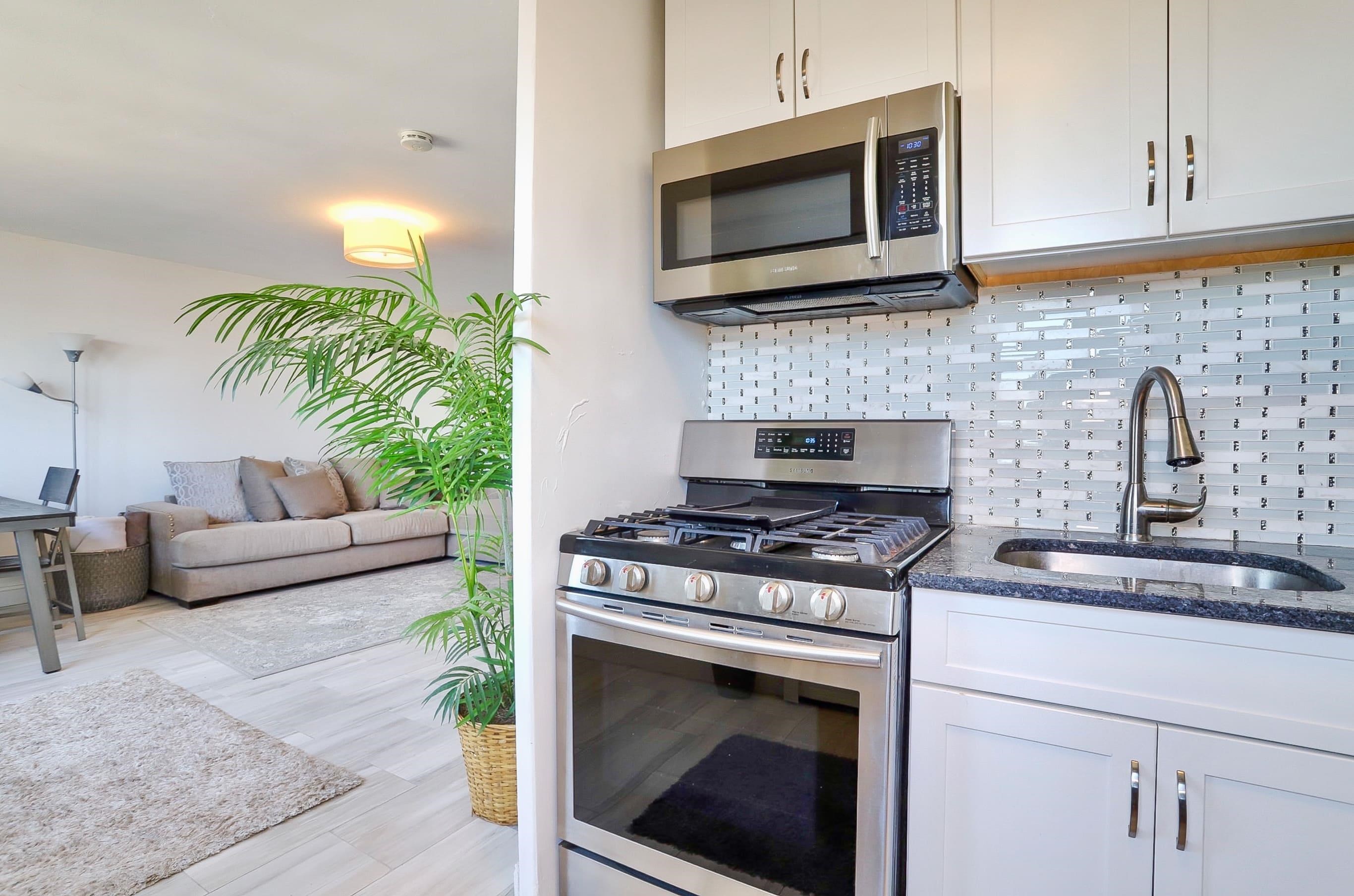 7100 BLVD EAST Unit: 11L