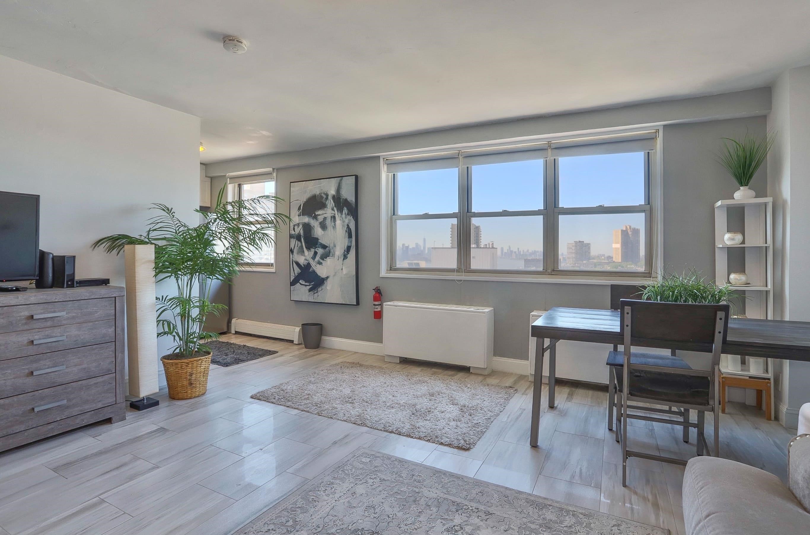 7100 BLVD EAST Unit: 11L