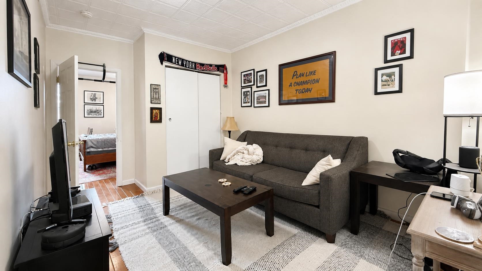 407 4TH ST Unit: 4L (7)