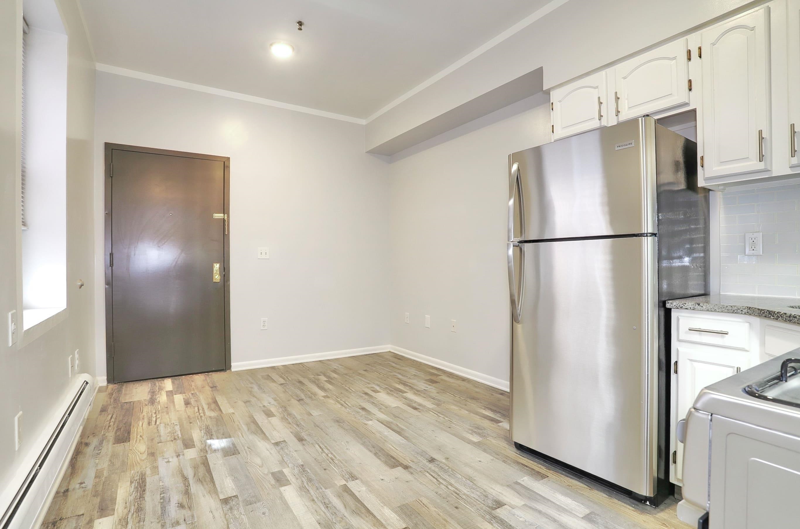 6311 DEWEY AVE Unit: 15