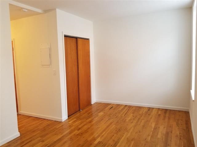 128 GARDEN ST Unit: 2