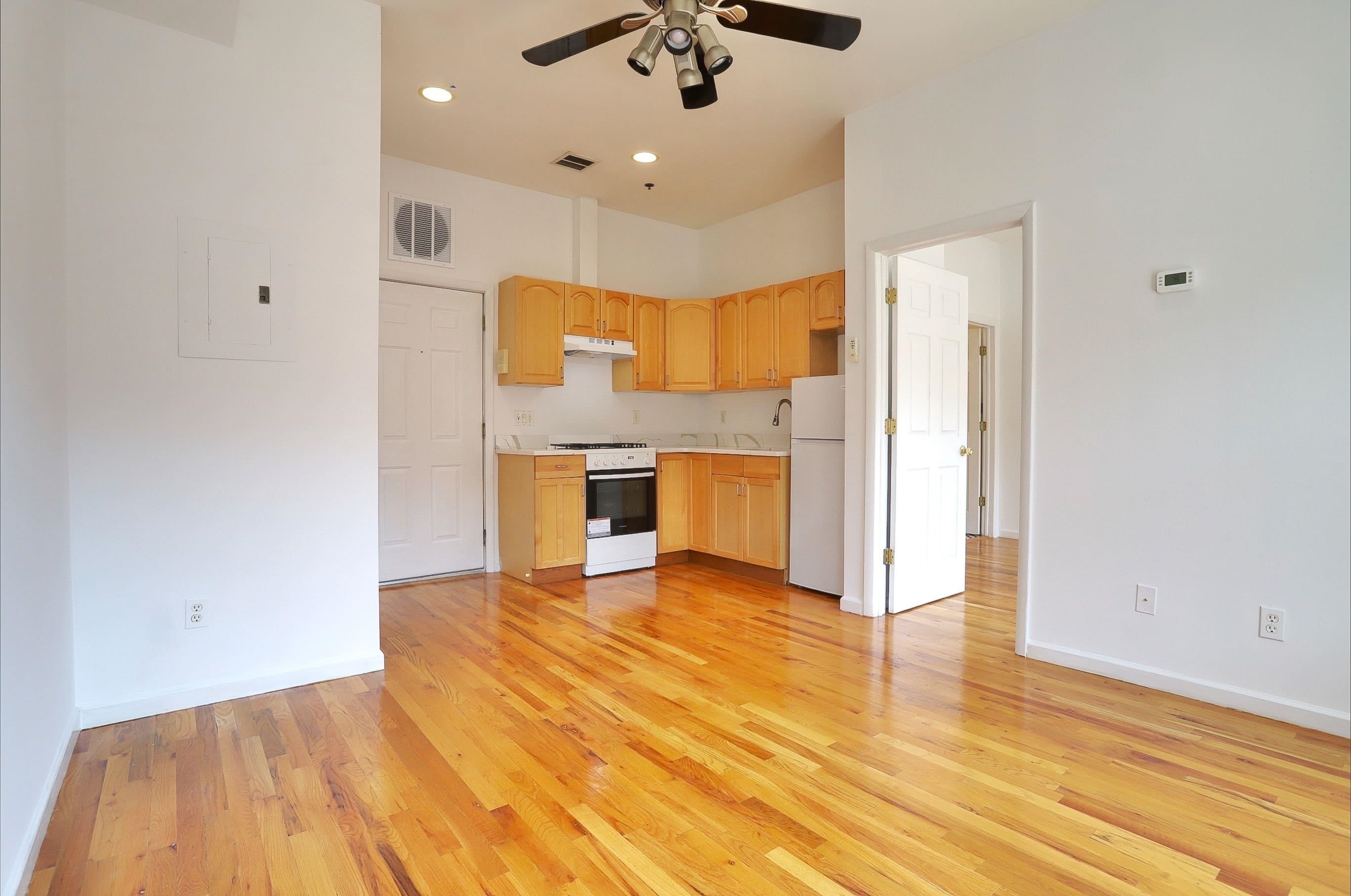 519 MONROE ST Unit: 3C