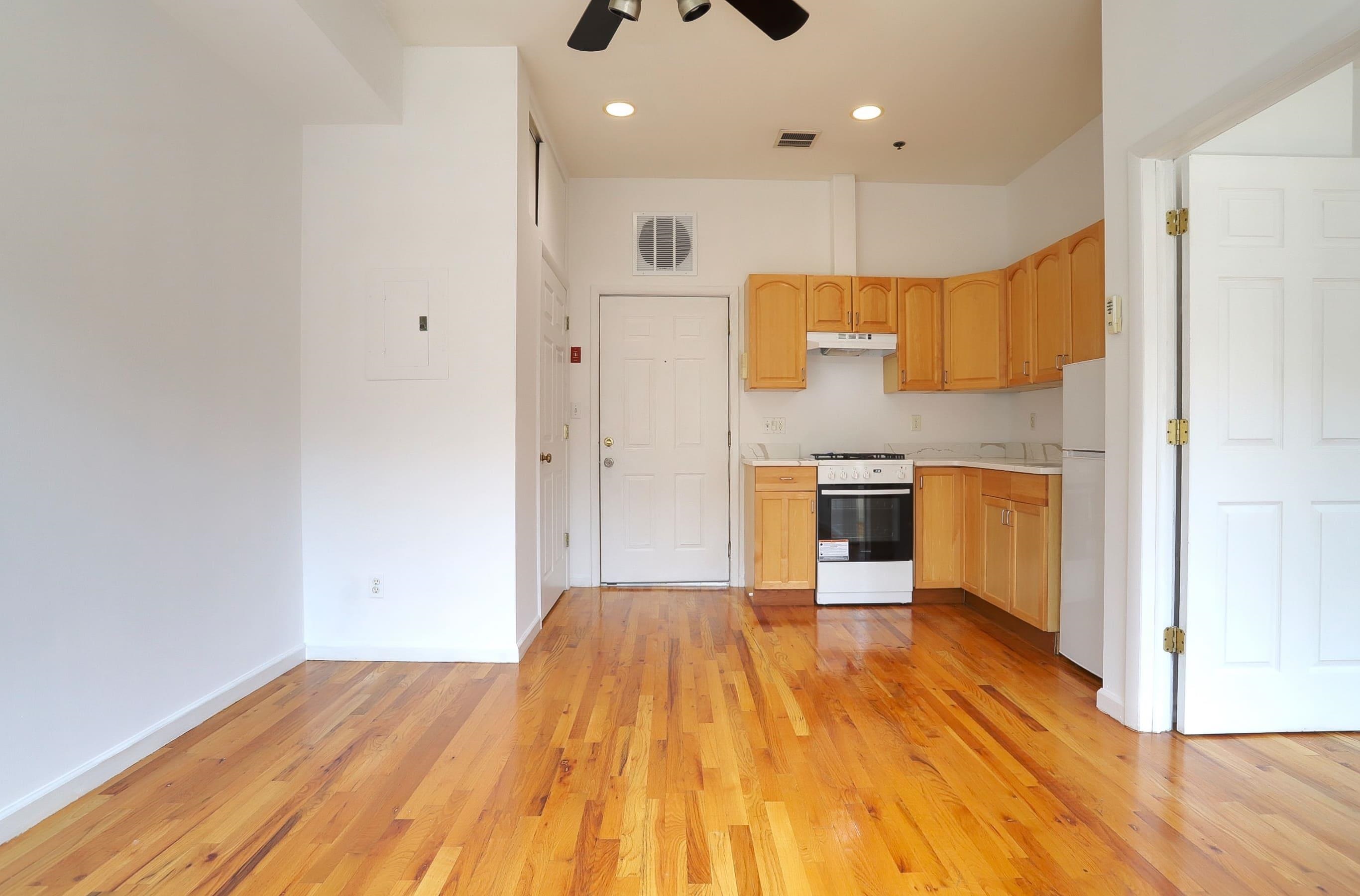 519 MONROE ST Unit: 3C