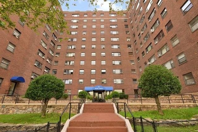6515 BLVD EAST Unit: #8A