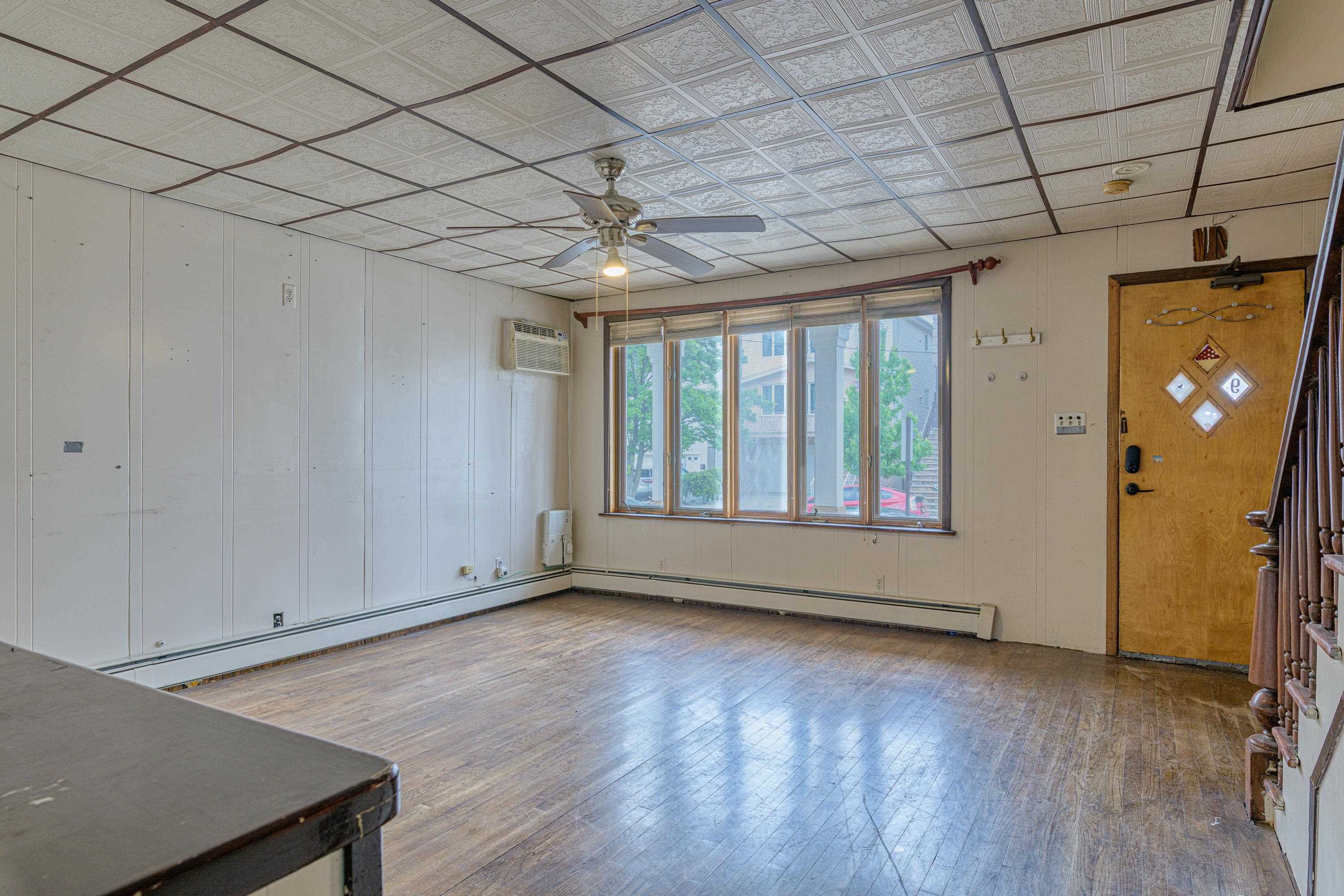 100 PROSPECT AVE