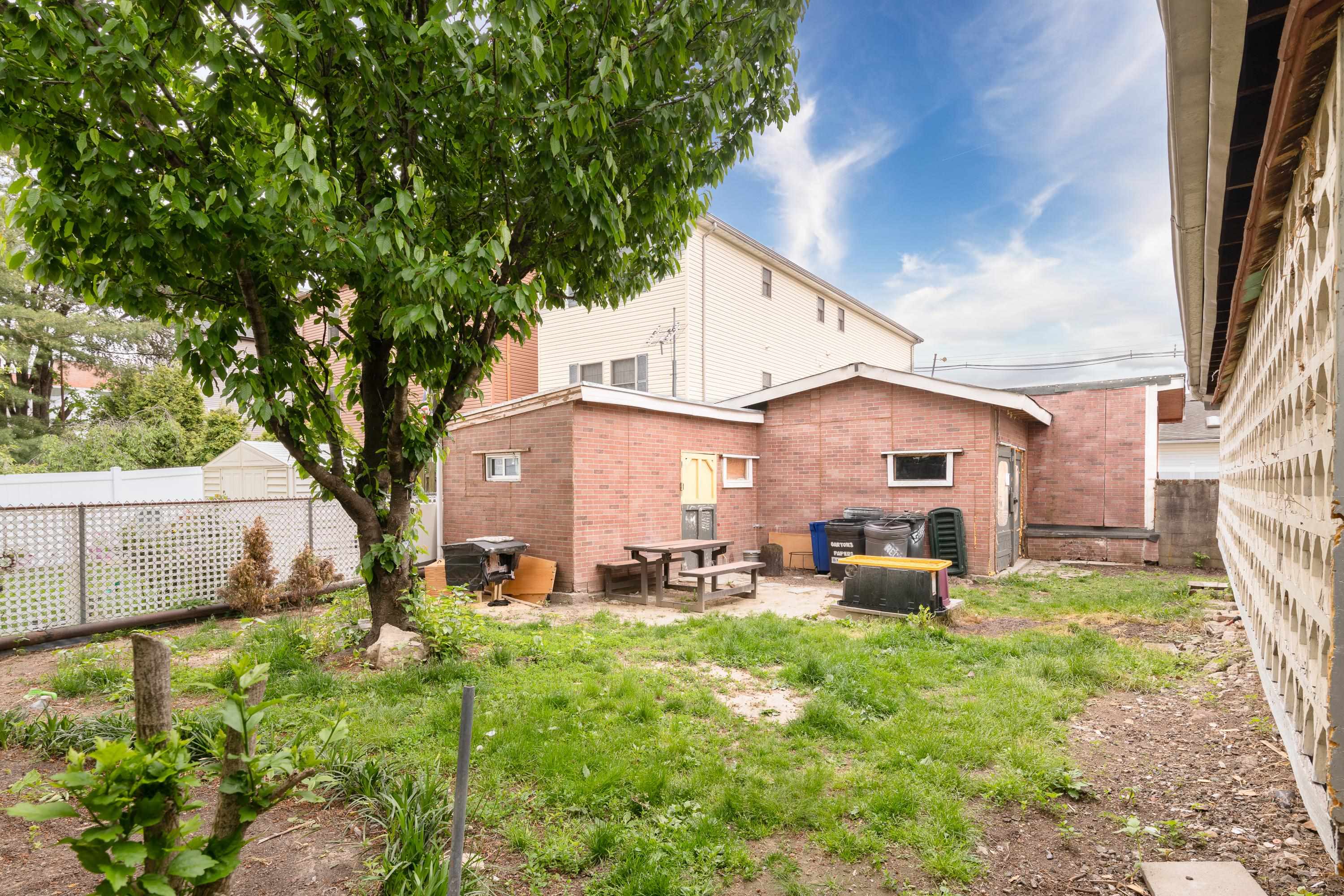 100 PROSPECT AVE