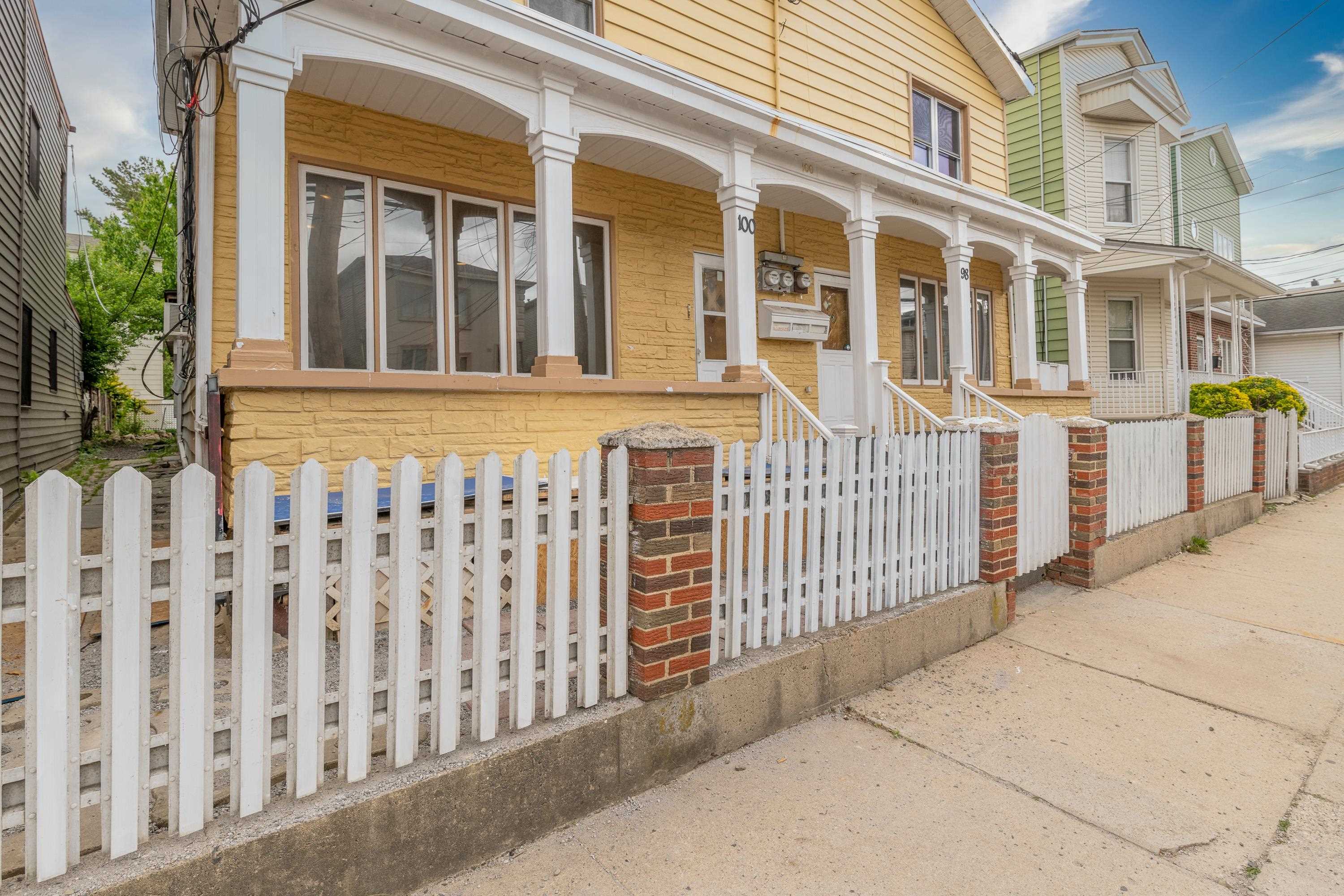 100 PROSPECT AVE