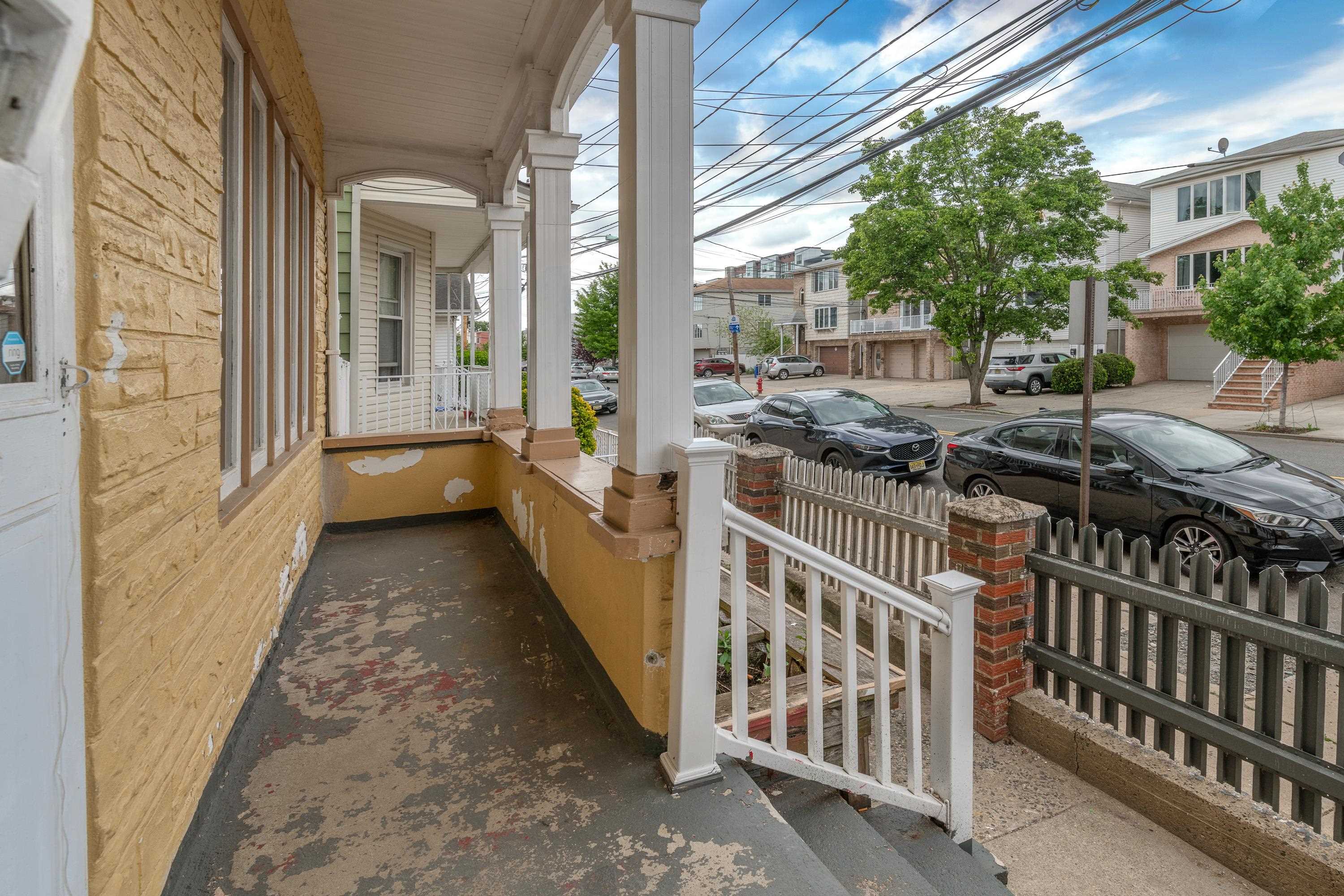 100 PROSPECT AVE