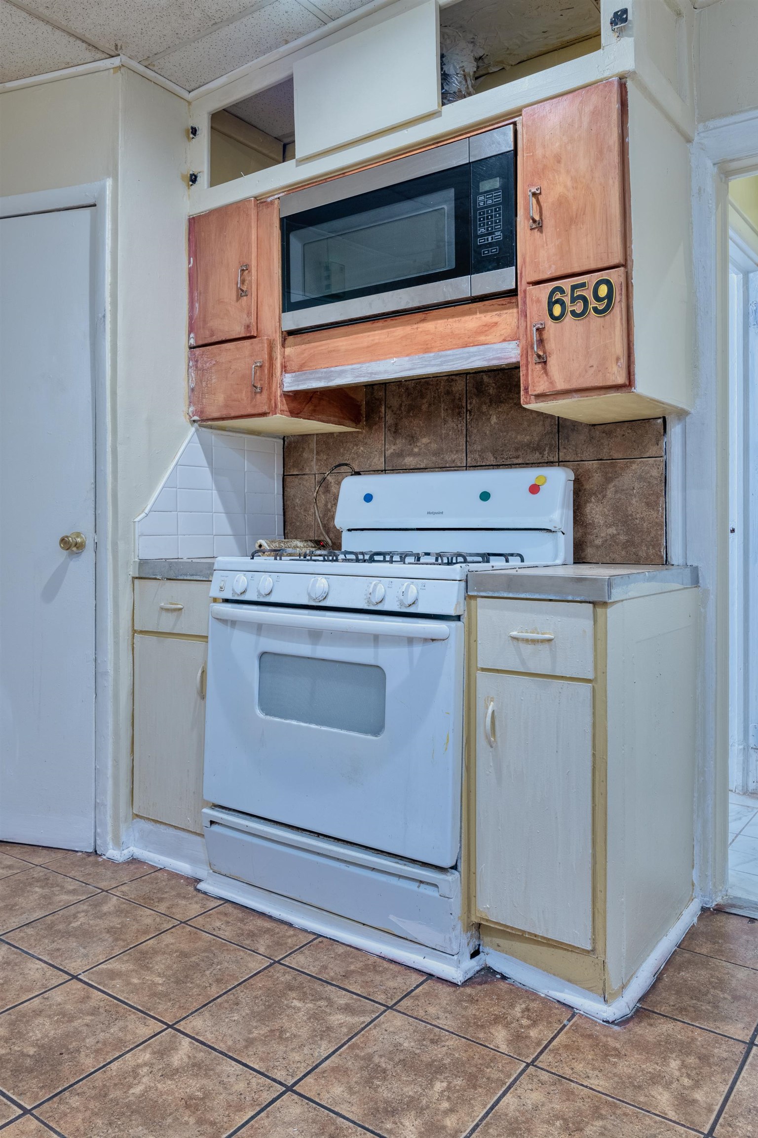 100 PROSPECT AVE