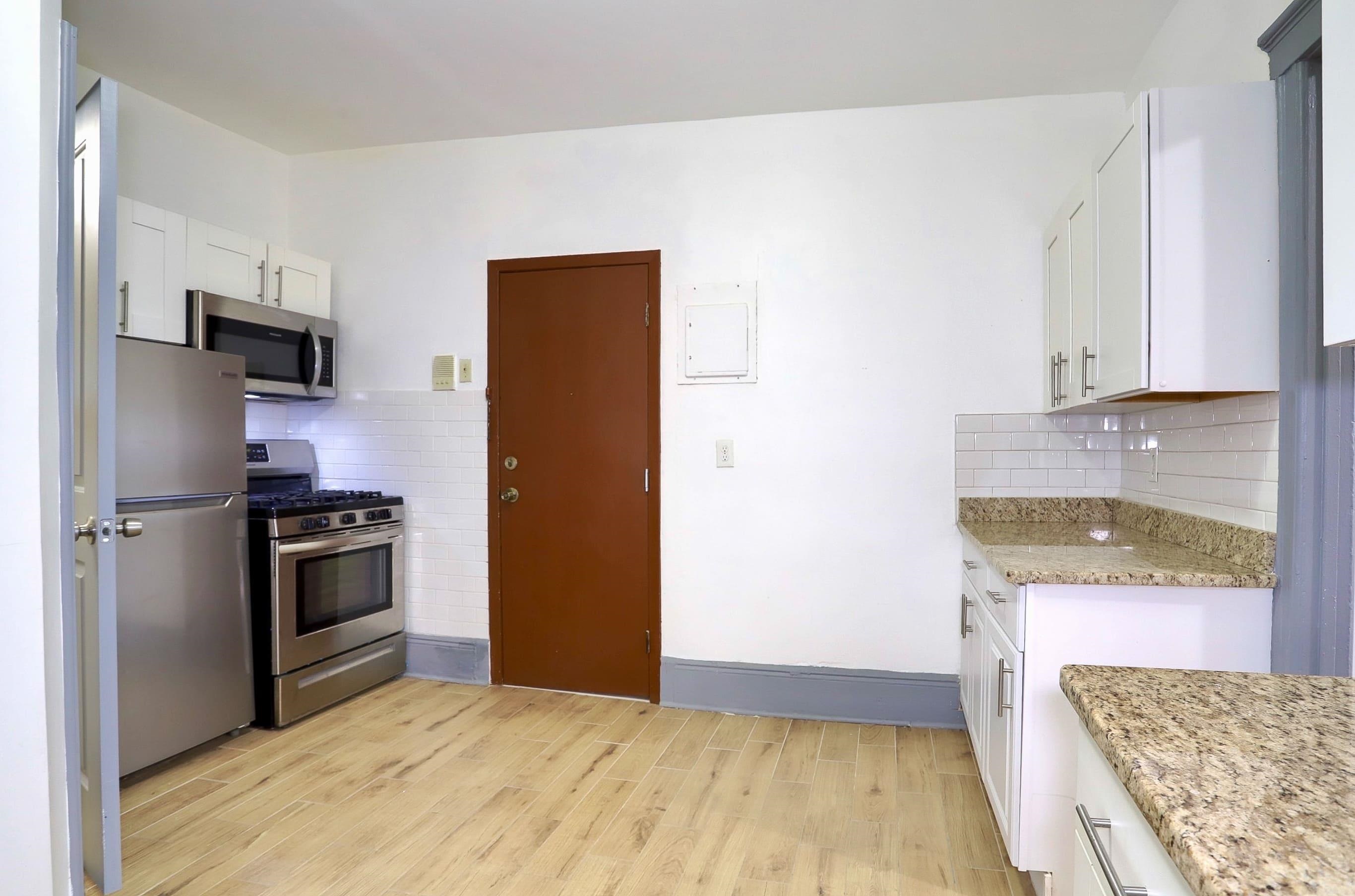 327 JACKSON ST Unit: 13