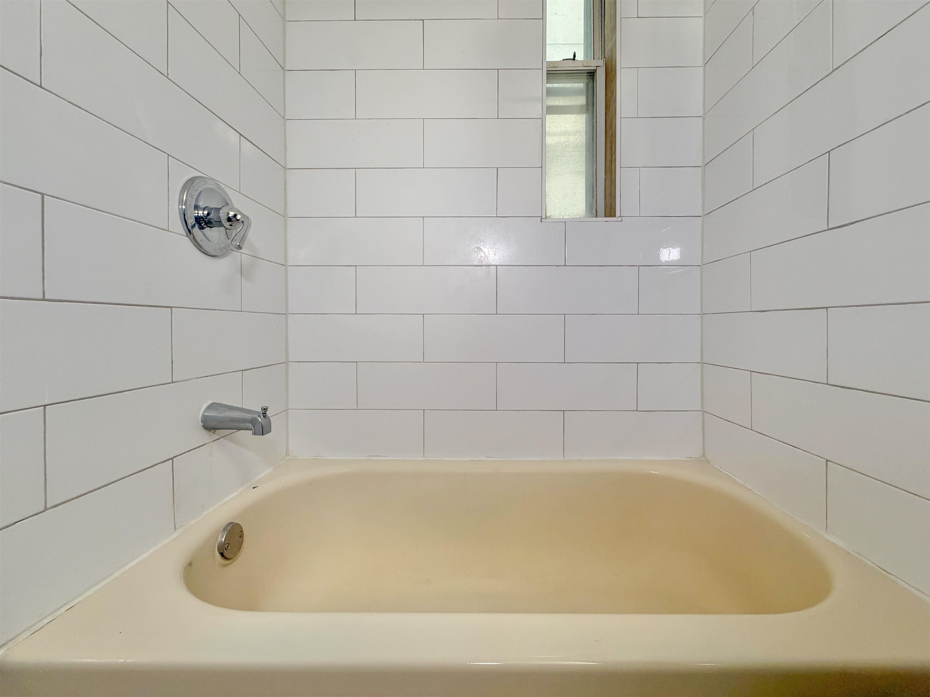 327 JACKSON ST Unit: 13