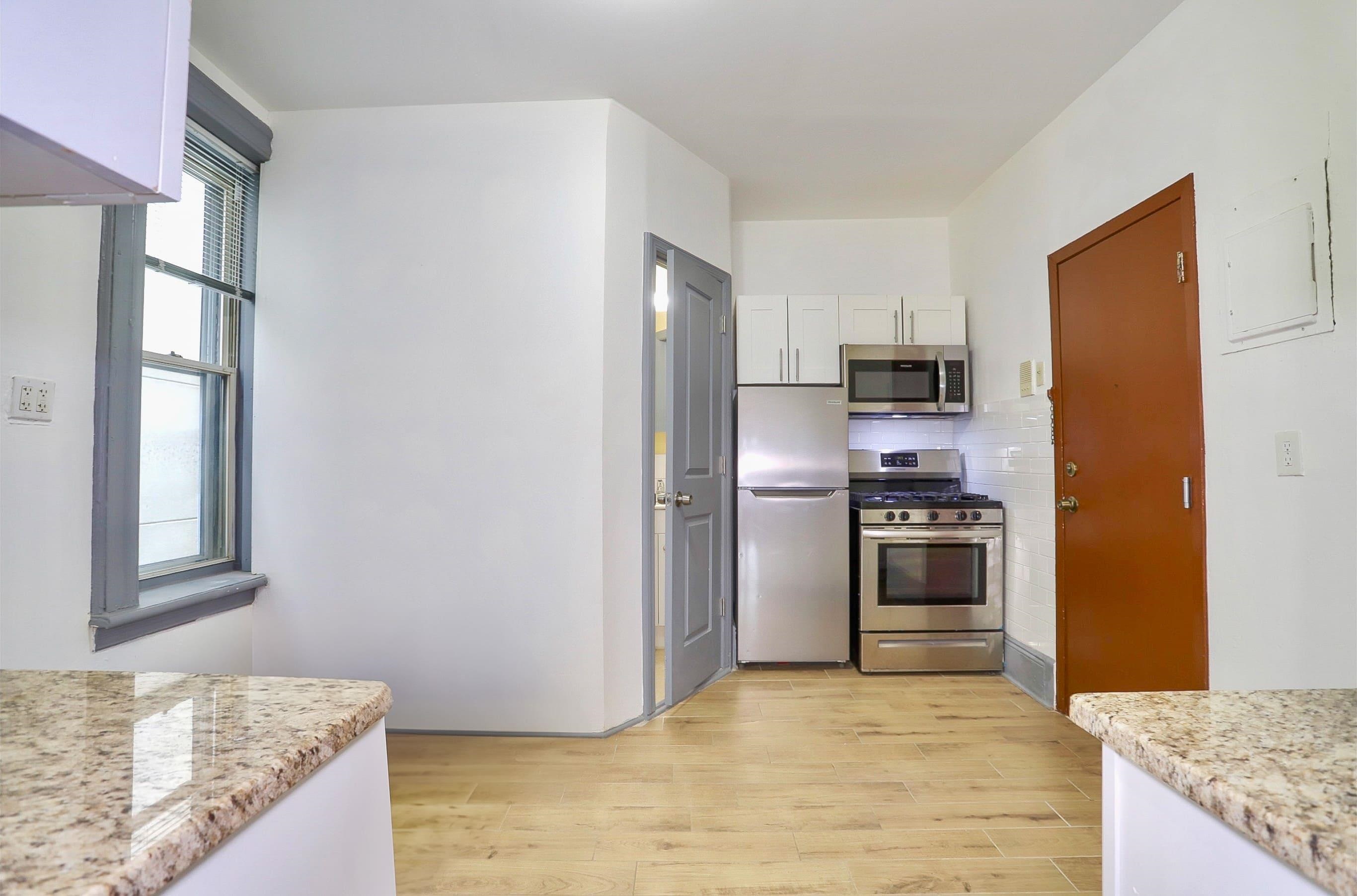 327 JACKSON ST Unit: 13