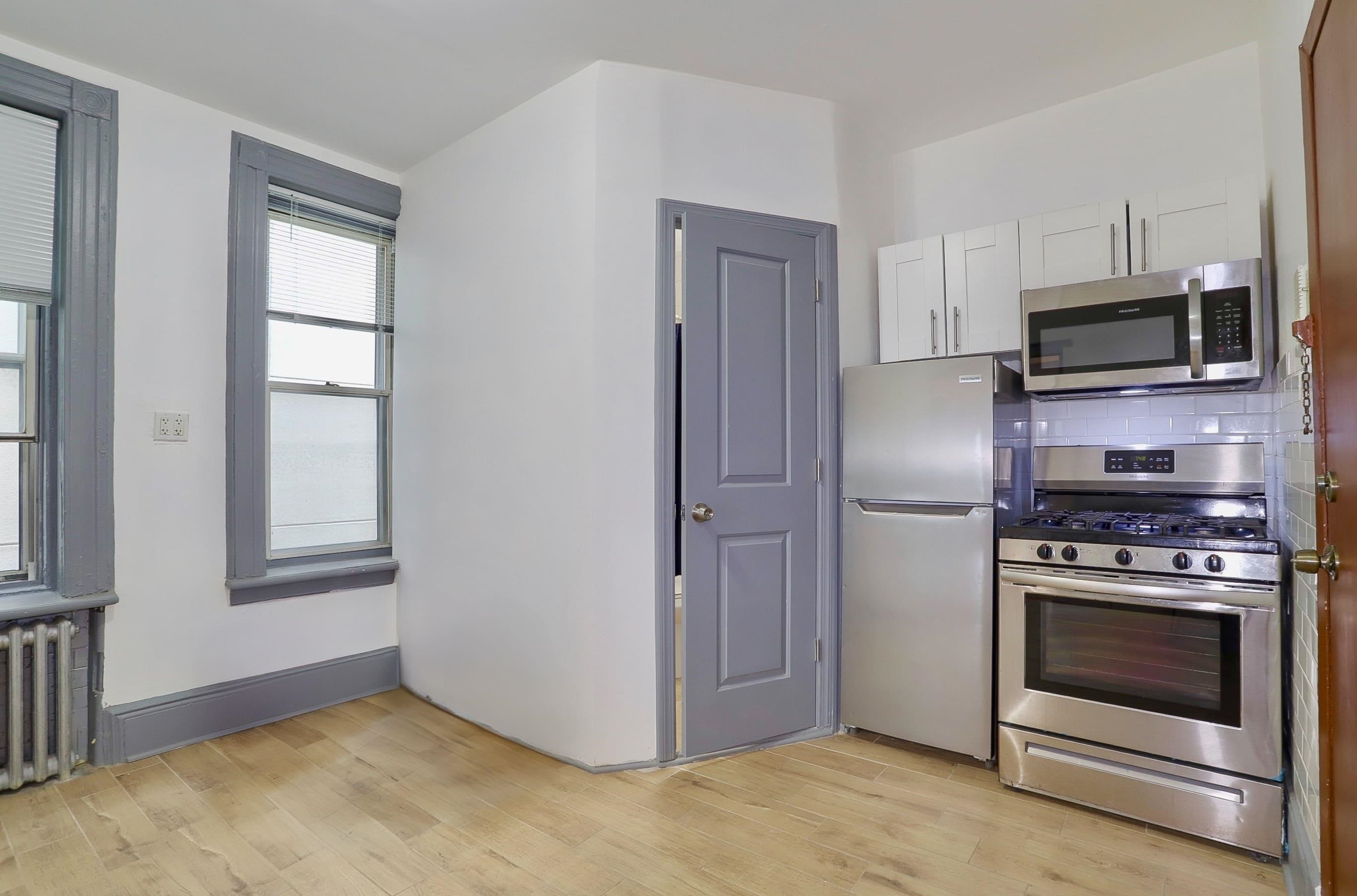 327 JACKSON ST Unit: 13