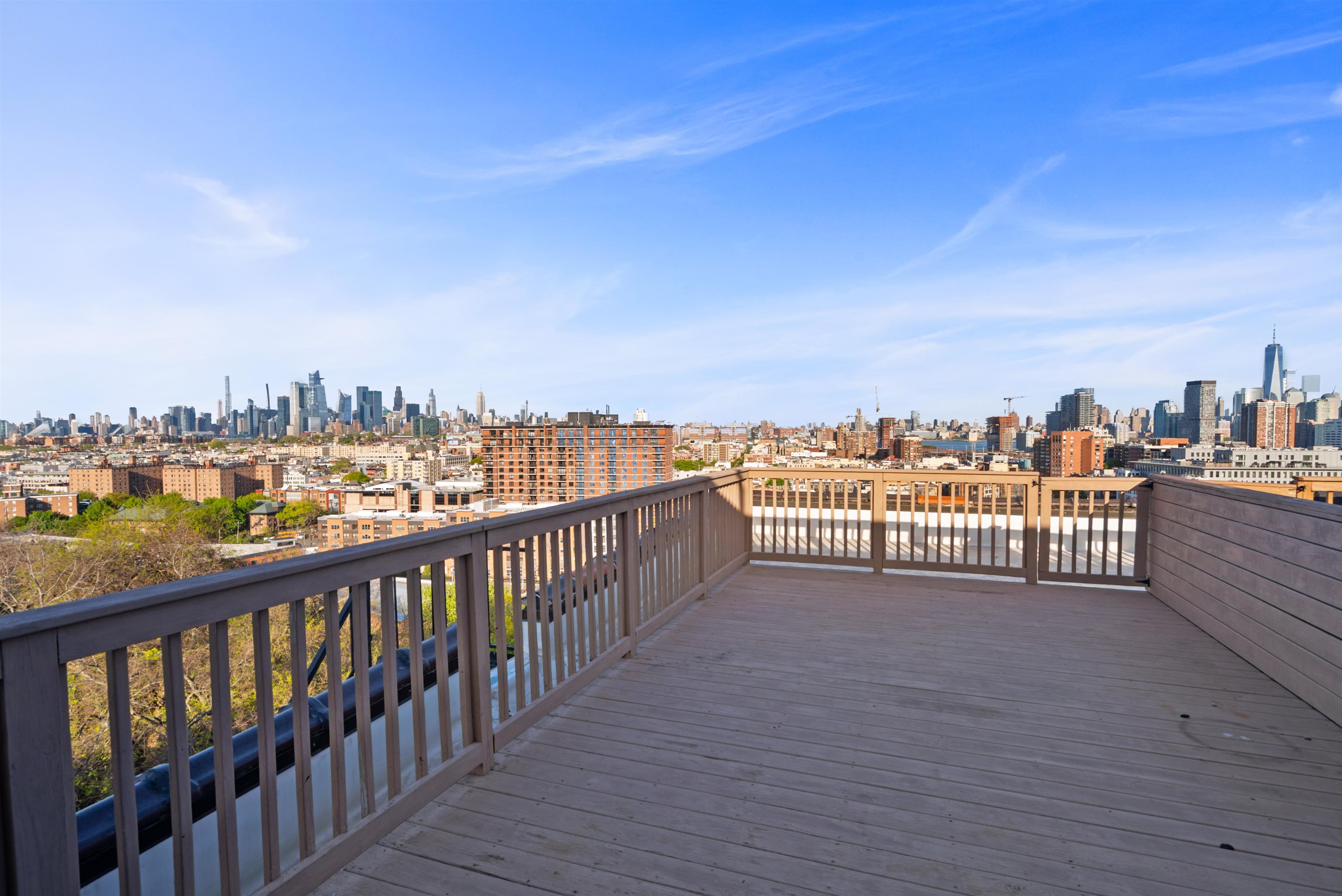 164 OGDEN AVE Unit: 405