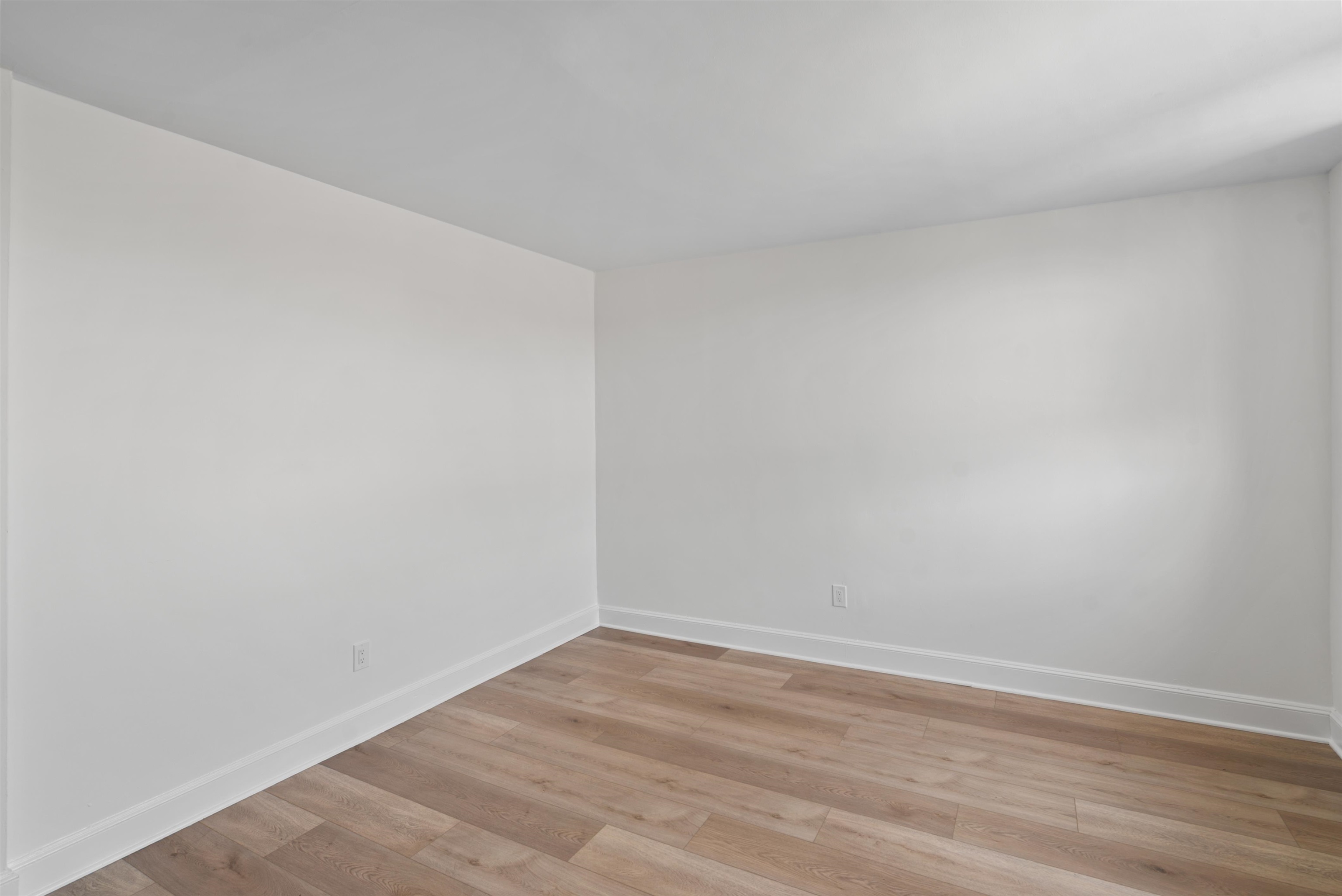 164 OGDEN AVE Unit: 405
