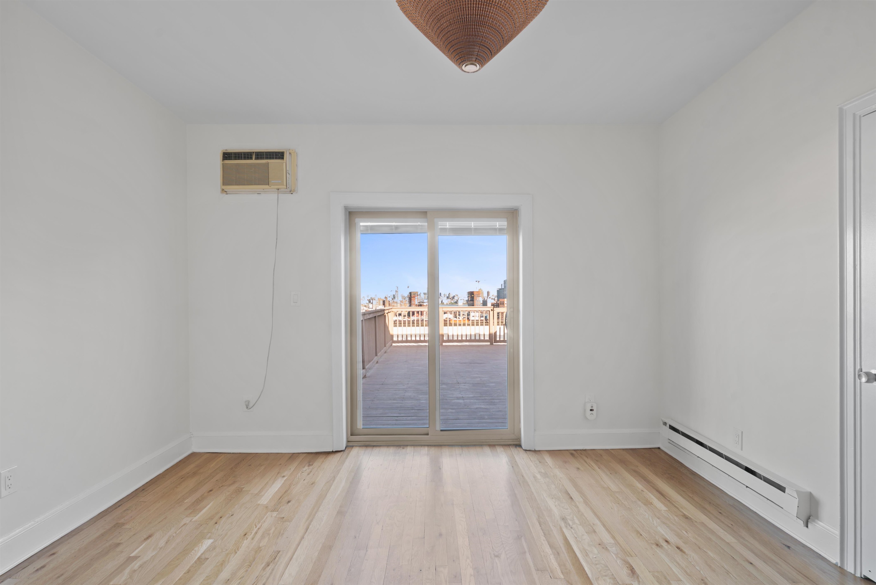 164 OGDEN AVE Unit: 405