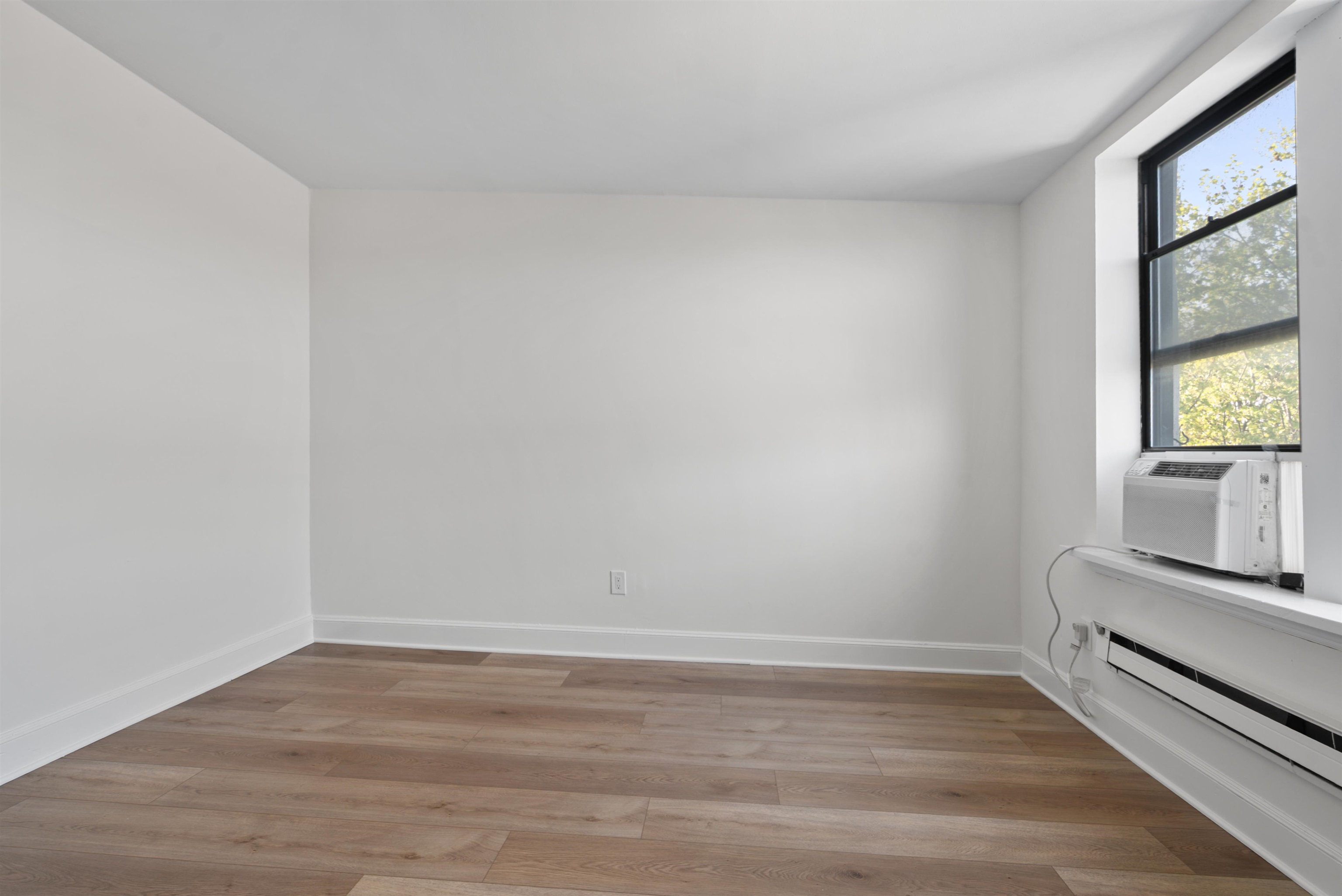 164 OGDEN AVE Unit: 405