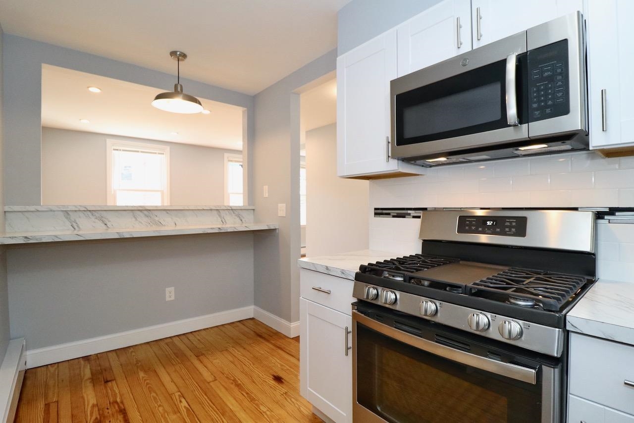 326 5TH ST Unit: 2