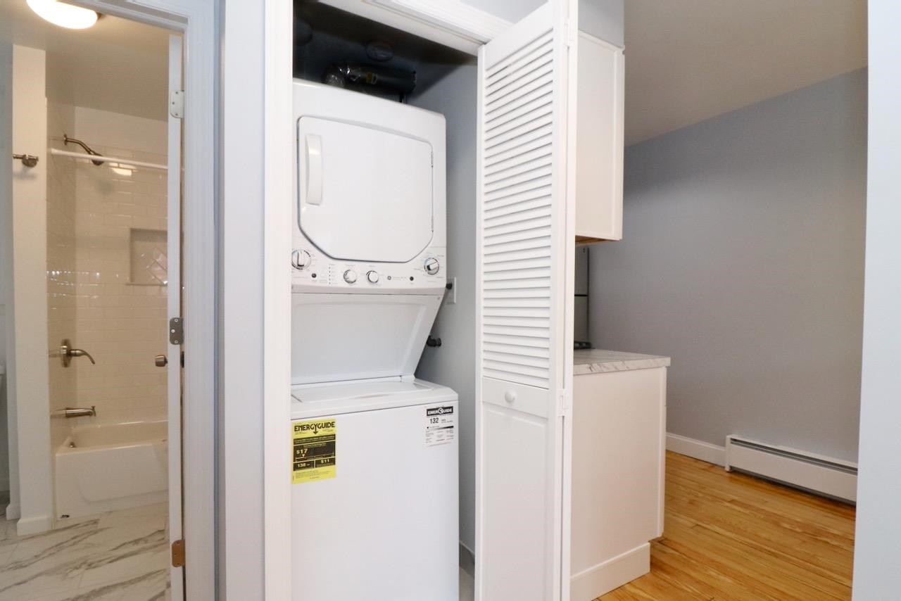 326 5TH ST Unit: 2